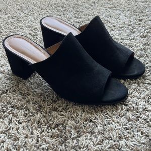 Black Faux Suede Hayzel-Fab Mule Chunky Heels